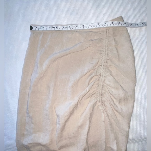 Women’s H&M light beige Draped midi skirt size 6 - Picture 6 of 12